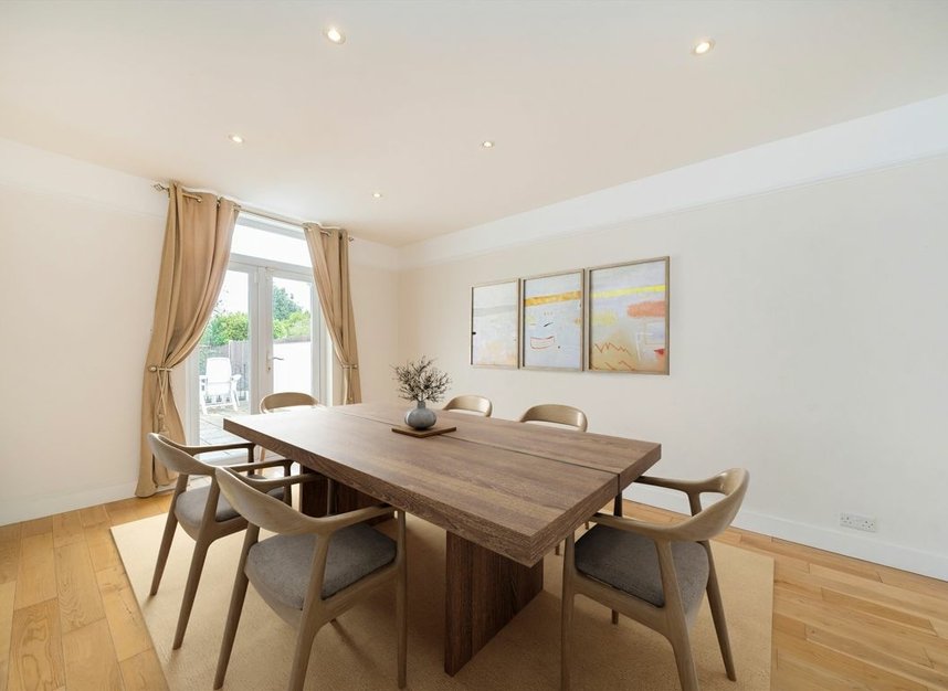 Properties for sale in Dorset Road - SW19 3HD view4