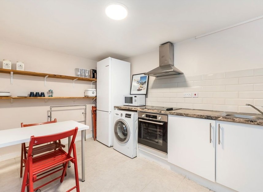 Properties for sale in Doughty Street - WC1N 2LW view10