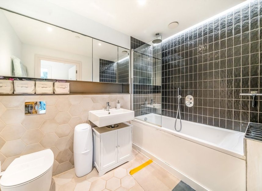 Properties for sale in Downs Road - E5 8DE view8