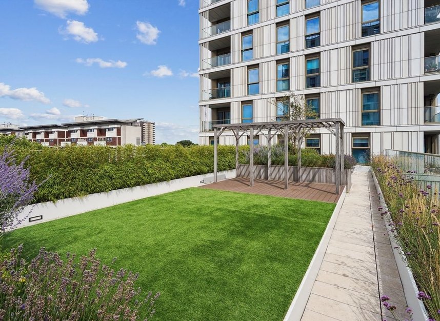 Properties for sale in Downs Road - E5 8DE view10