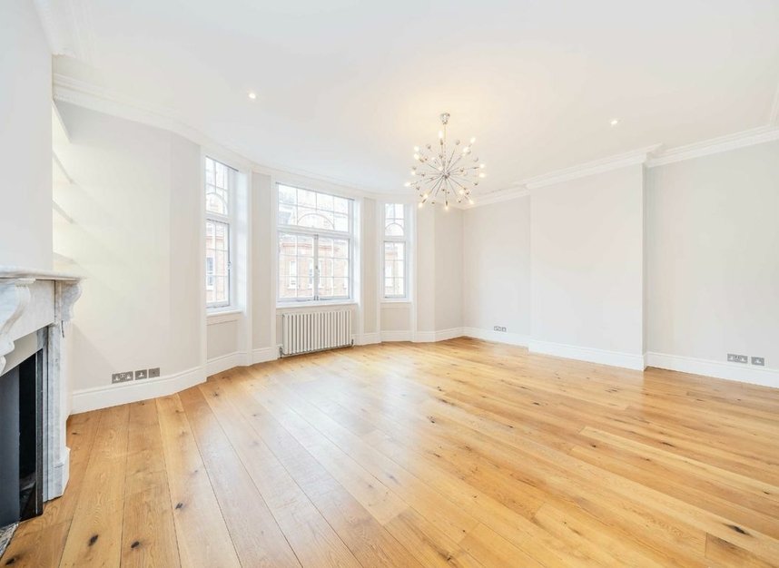 Properties sold in Draycott Place - SW3 2SE view2
