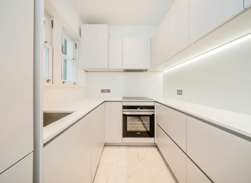 Properties sold in Draycott Place - SW3 2SE view5