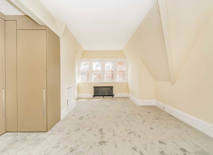 Properties for sale in Draycott Place - SW3 2SB view7
