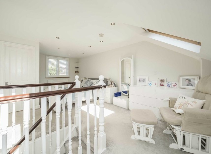 Properties for sale in Drayton Avenue - W13 0LF view8