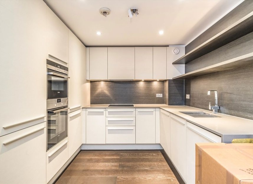 Properties for sale in Drummond Way - N1 1NR view3