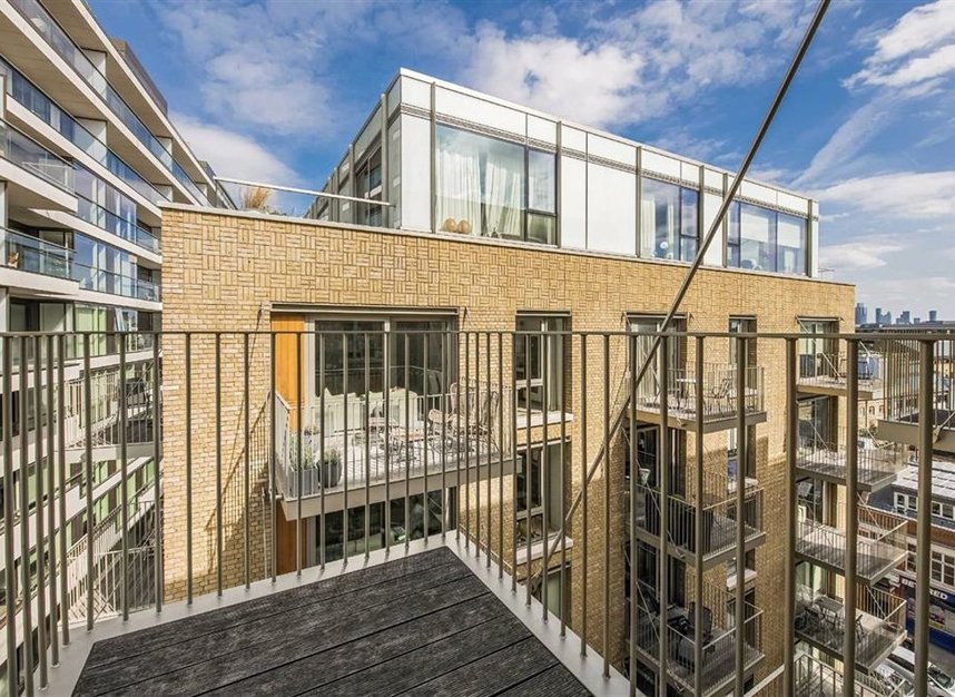 Properties for sale in Duchess Walk - SE1 2RY view9