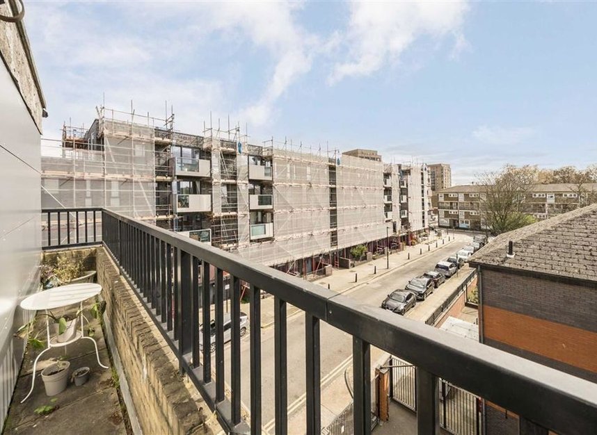 Properties for sale in Duckett Street - E1 4SY view10