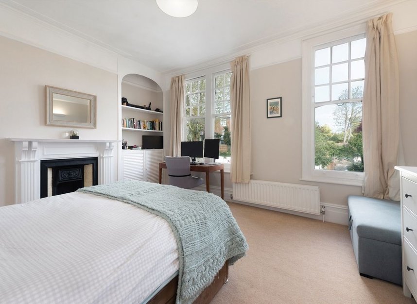 Properties for sale in Dukes Avenue - N10 2PU view6