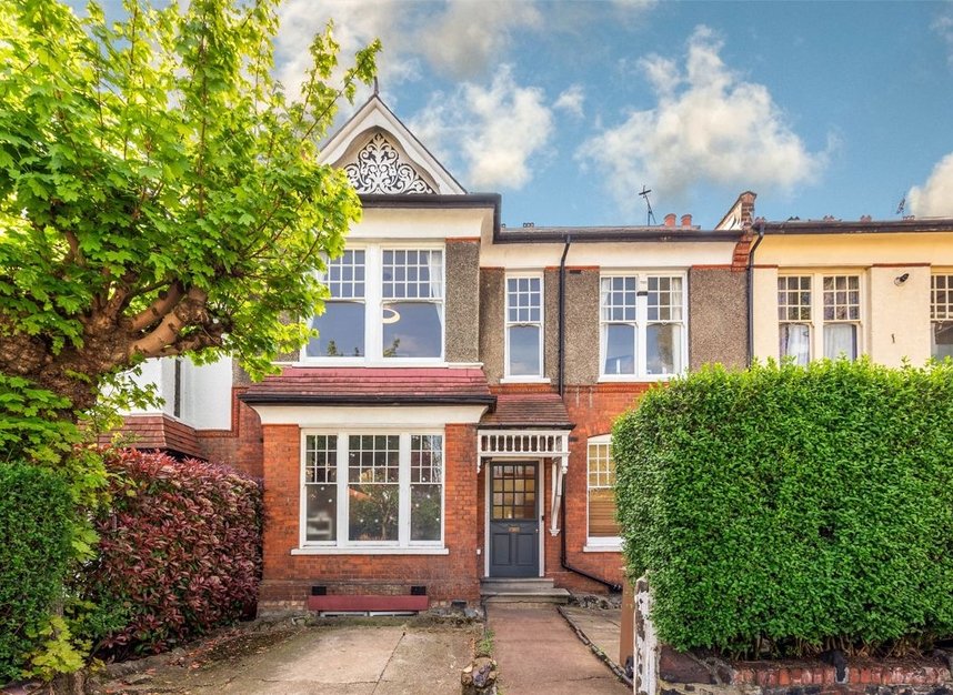 Properties for sale in Dukes Avenue - N10 2PU view2