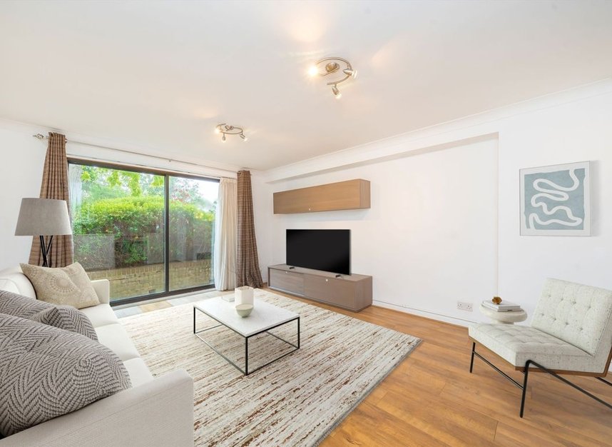 Properties for sale in Dukes Avenue - KT3 4HZ view2