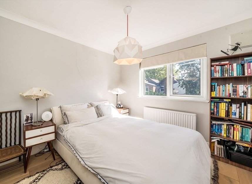 Properties sold in Dunlace Road - E5 0NF view5