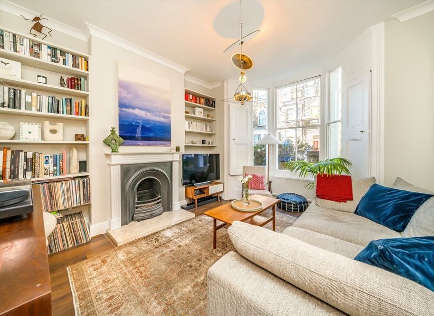 Properties sold in Dunlace Road - E5 0NF view2
