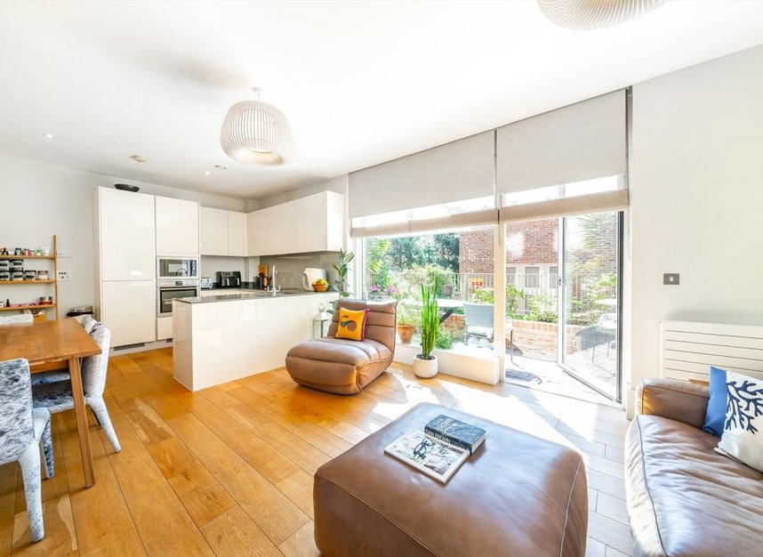 Properties for sale in Durham Wharf Drive - TW8 8FB view3
