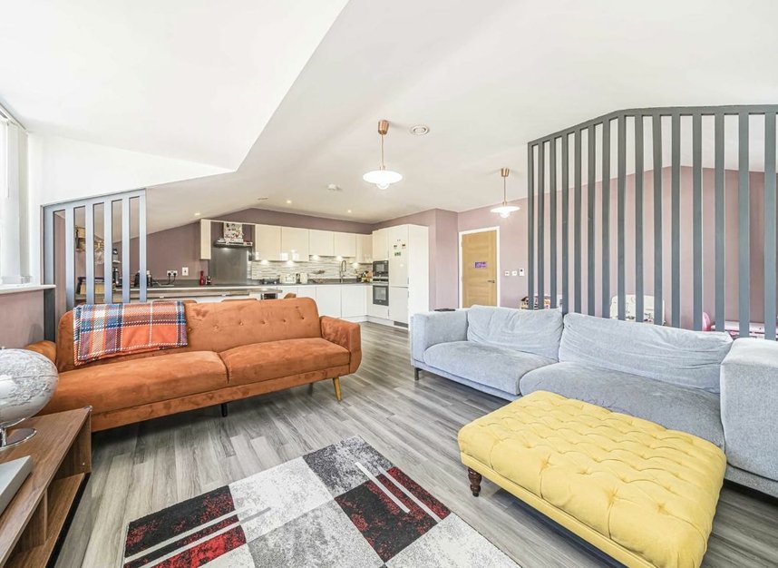 Properties for sale in Dyas Road - TW16 5DD view2