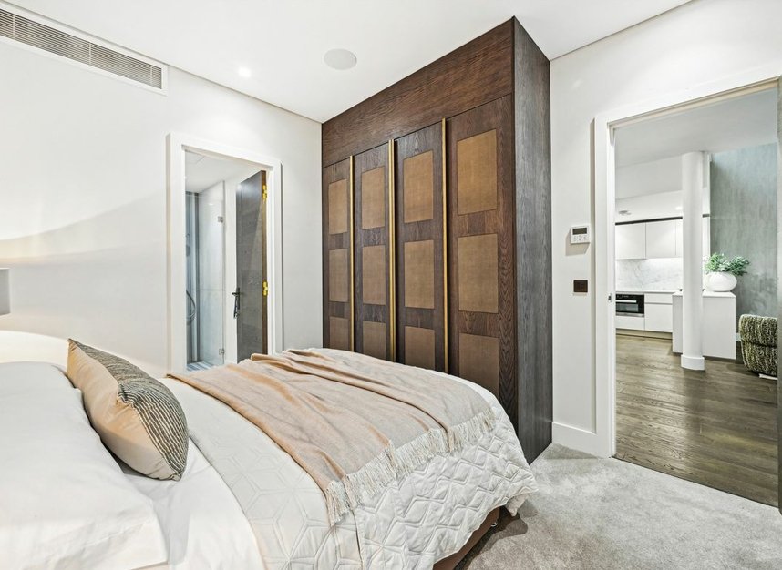 Properties sold in Dyer's Buildings - EC1N 2JT view5