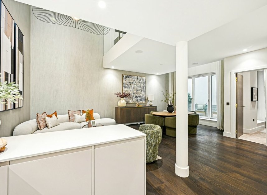 Properties sold in Dyer's Buildings - EC1N 2JT view8