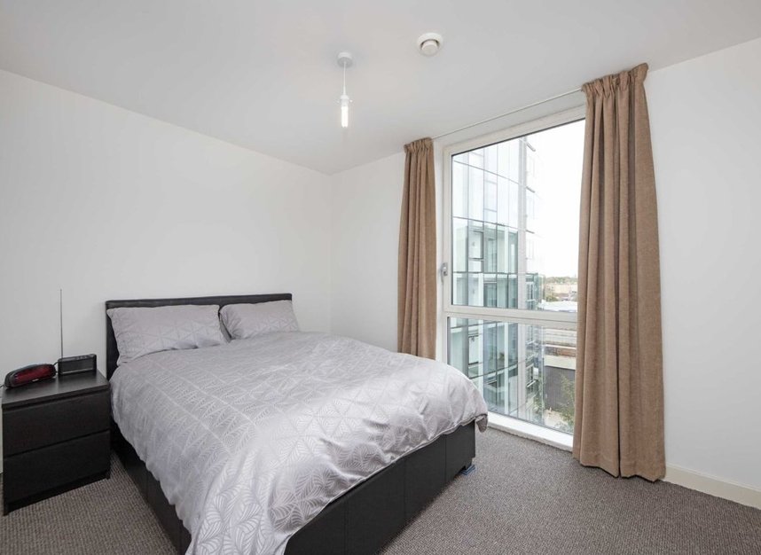 Flat for sale in Ealing Road, Brentford, TW8 (Ref 218806) Dexters