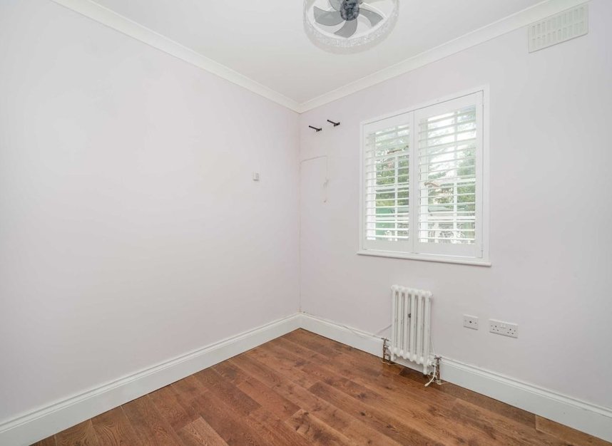Flat for sale in Ealing Village, London, W5 (Ref 216481) Dexters