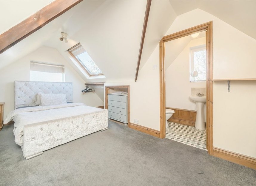 Properties for sale in East Churchfield Road - W3 7LL view5