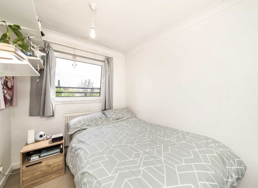 Properties for sale in East Hill - SW18 2HH view5