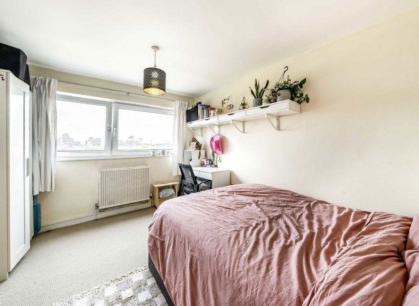 Properties for sale in East Hill - SW18 2HH view4