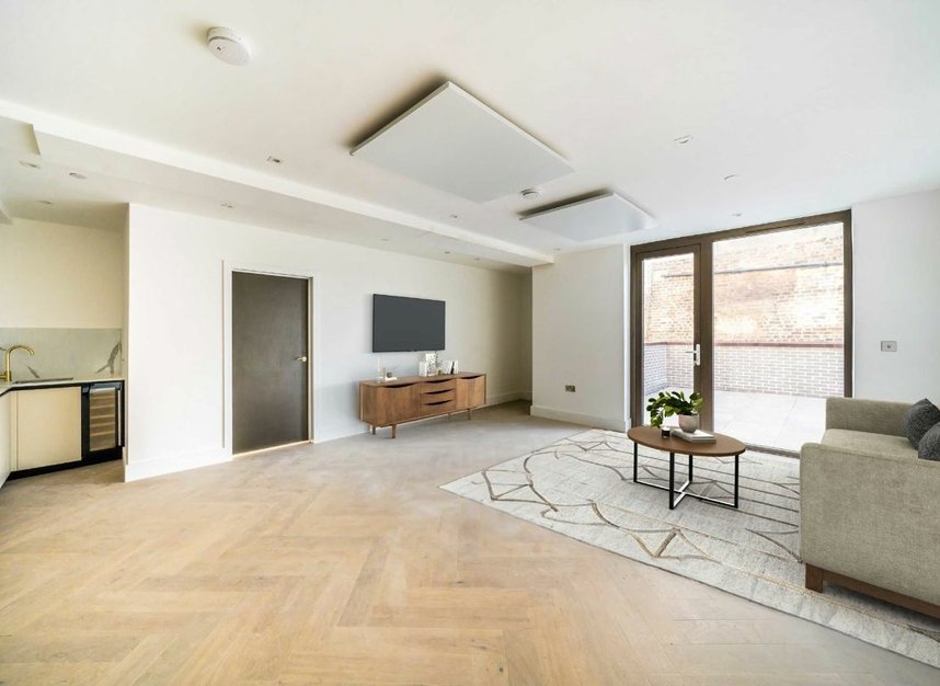 Properties for sale in East Hill - SW18 2HT view2