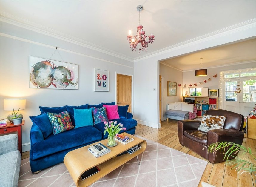 Properties for sale in Eastbourne Road - TW8 9PF view7
