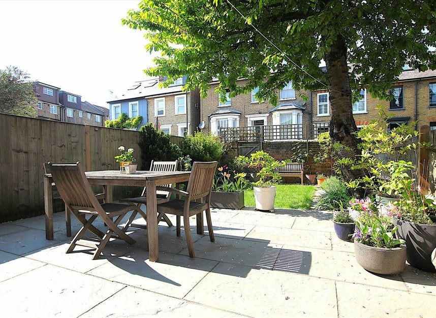 Properties for sale in Eastbourne Road - TW8 9PF view6