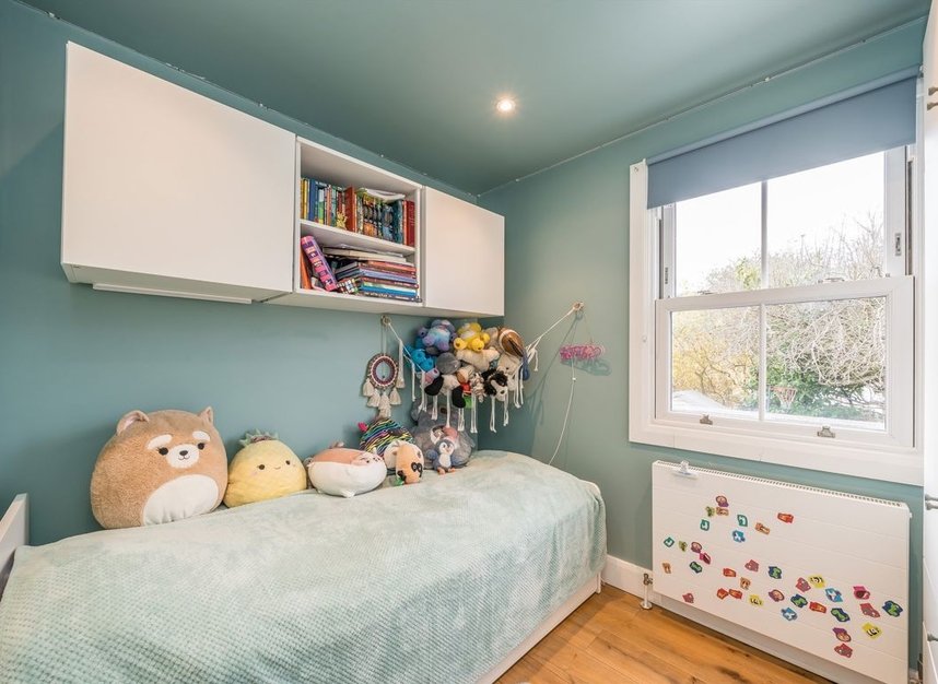 Properties for sale in Eastbourne Road - TW8 9PE view9