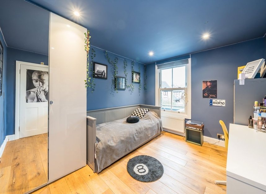 Properties for sale in Eastbourne Road - TW8 9PE view8