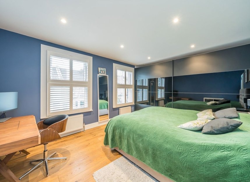Properties for sale in Eastbourne Road - TW8 9PE view5