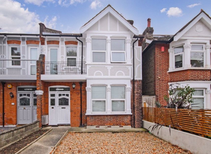 Properties for sale in Eastfields Road - W3 0AB view1