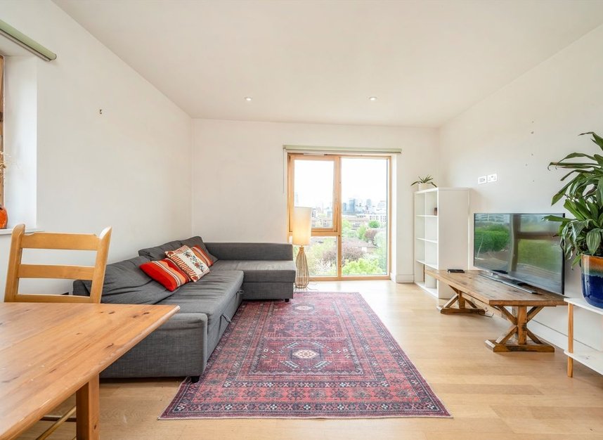 Properties for sale in Eastway - E9 5HQ view2