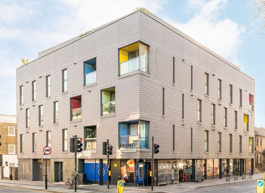 Properties for sale in Ecclesbourne Road - N1 3DG view7