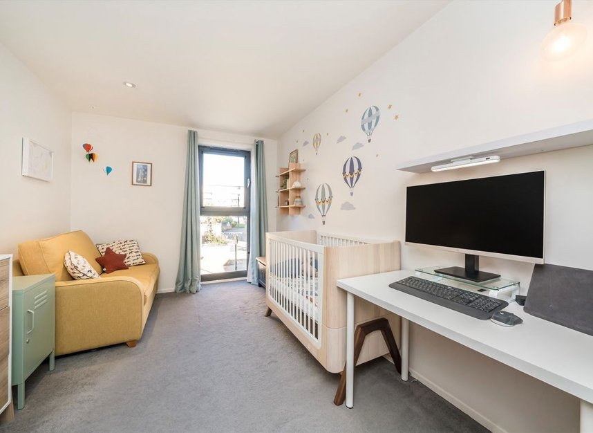 Properties for sale in Ecclesbourne Road - N1 3DG view6