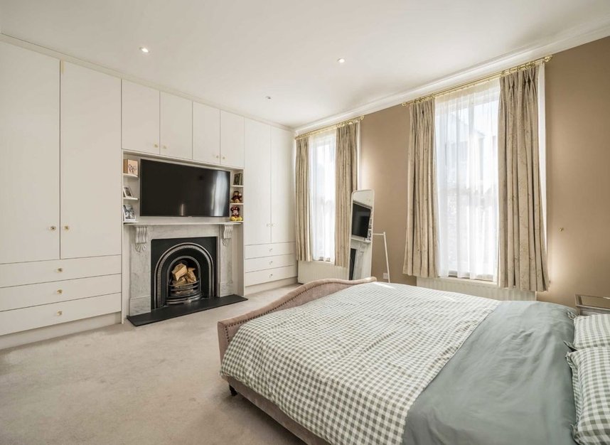 Properties for sale in Edith Grove - SW10 0LB view5