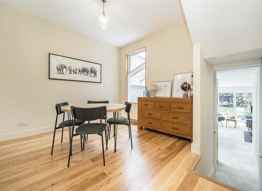 Properties for sale in Edric Road - SE14 5EL view4