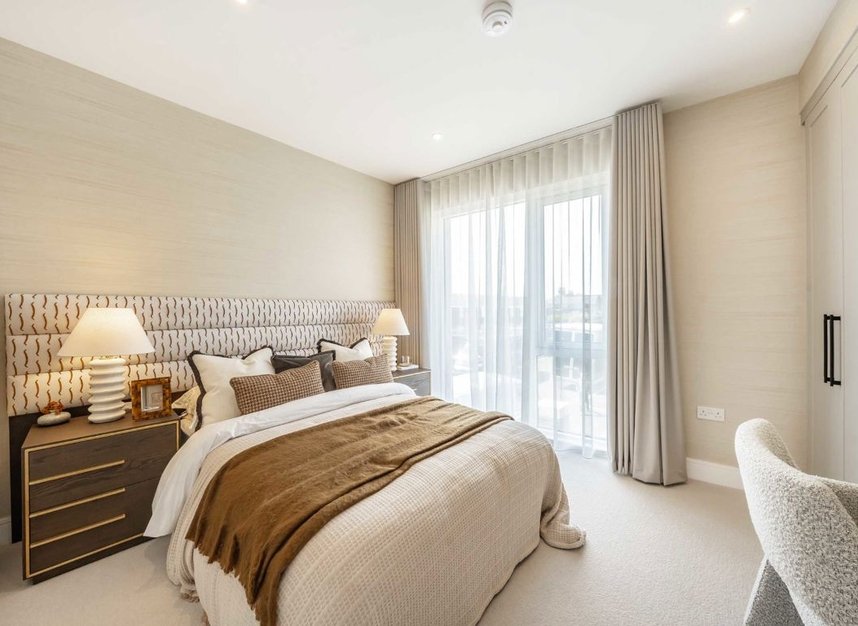 Properties for sale in Edwin Road - TW2 6SP view5