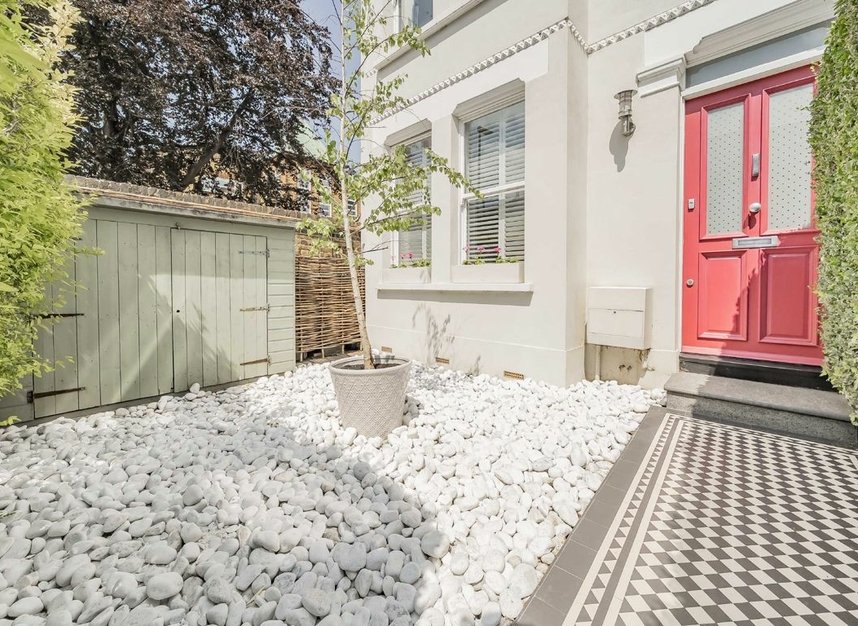 Properties sold in Effra Road - SW19 8PW view2