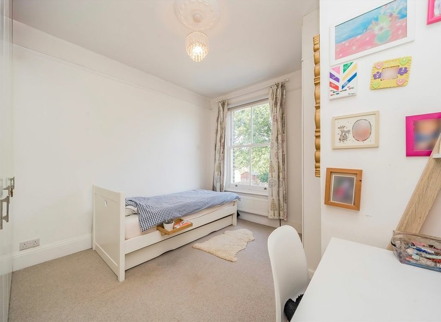 Properties sold in Effra Road - SW19 8PW view6