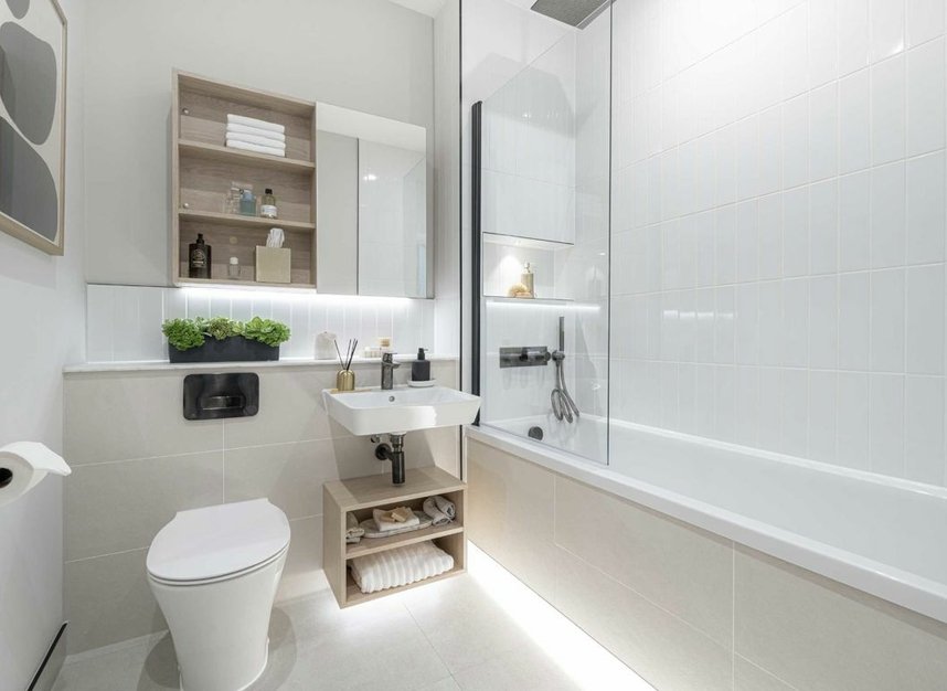 Properties for sale in Egerton Road - TW2 7SL view6