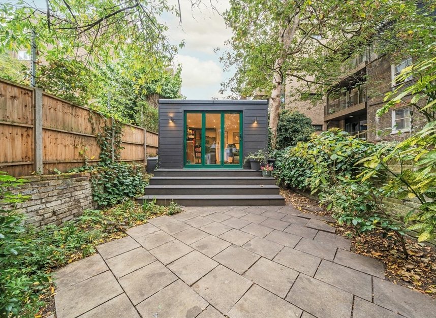 Properties for sale in Elgin Avenue - W9 2NS view11