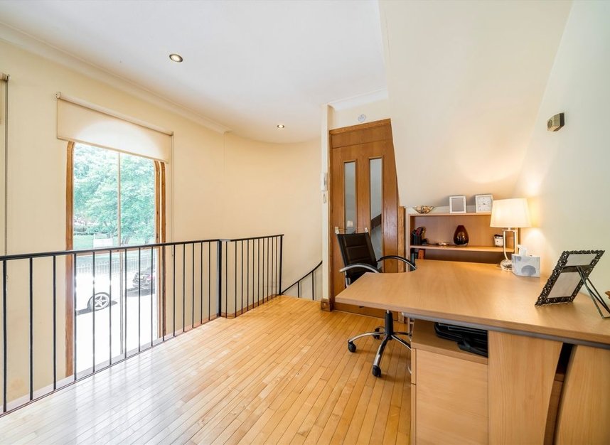 Properties for sale in Elgin Mews North - W9 1NN view5