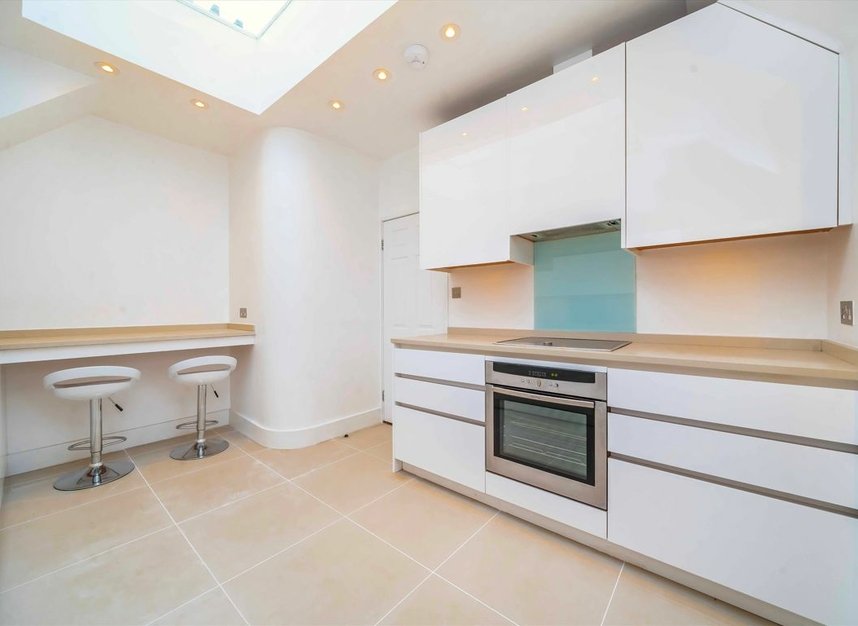 Properties sold in Ellerdale Road - NW3 6BA view2