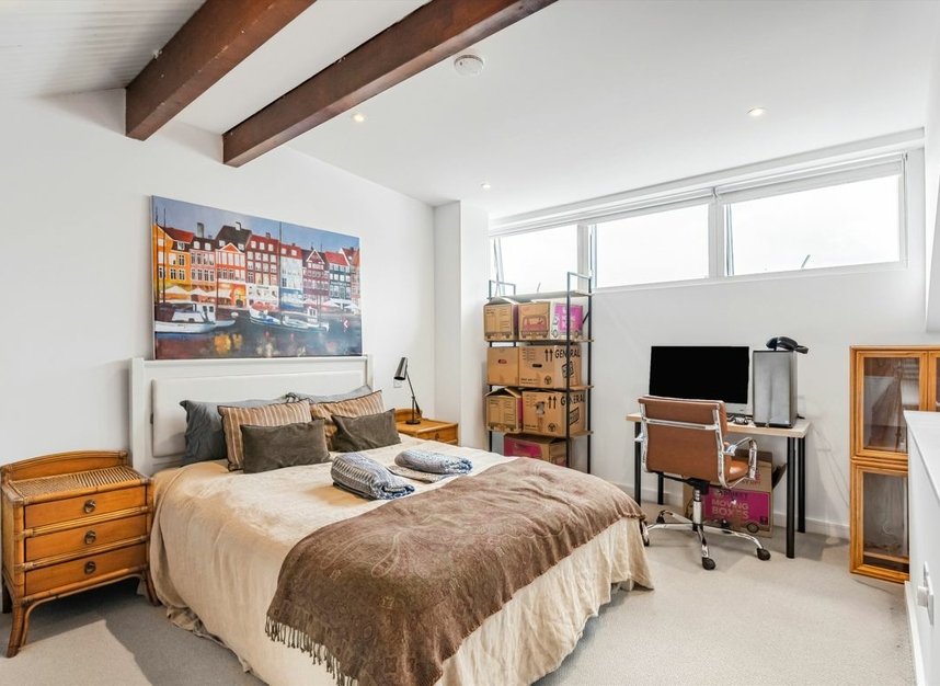 Properties for sale in Elm Grove - SW19 4BU view4