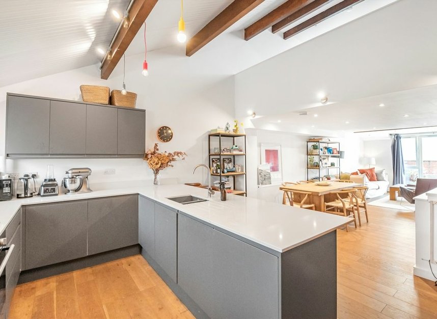 Properties for sale in Elm Grove - SW19 4BU view3