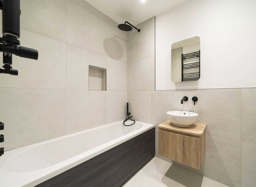 Properties for sale in Elm Grove - SW19 4FW view7