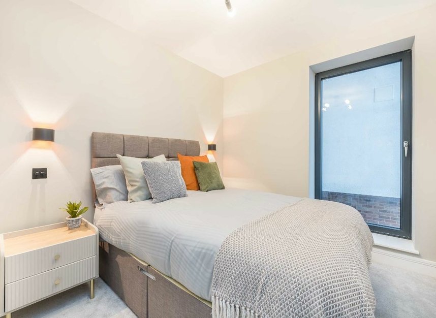 Properties for sale in Elm Grove - SW19 4FW view8