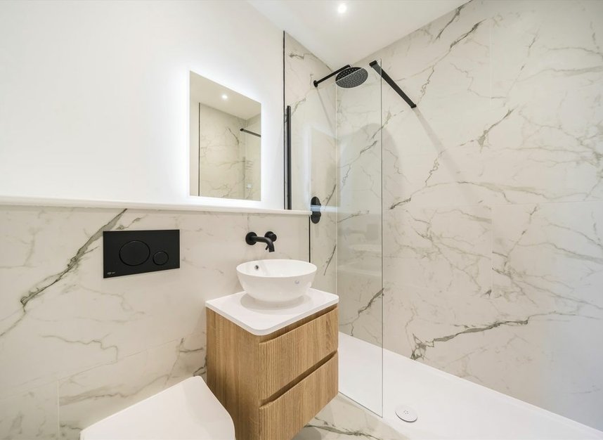 Properties for sale in Elm Grove - SW19 4FW view5