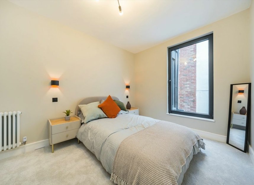 Properties for sale in Elm Grove - SW19 4FW view7